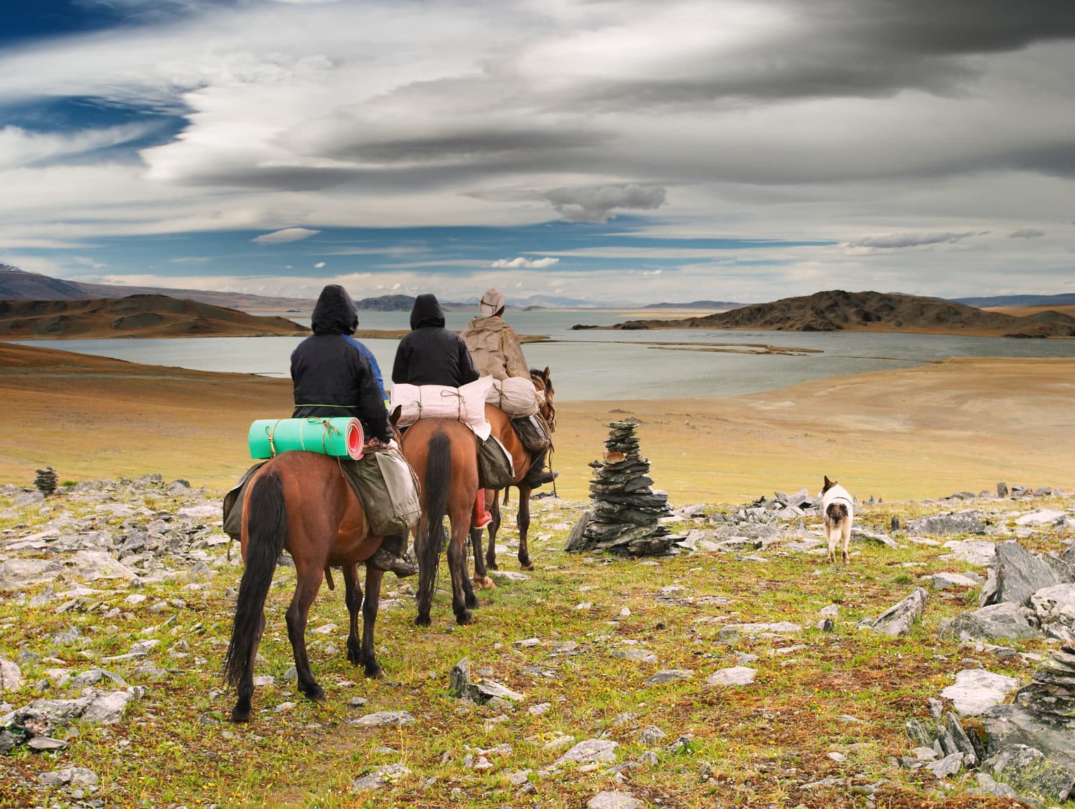 Eight Lakes Horse Trek